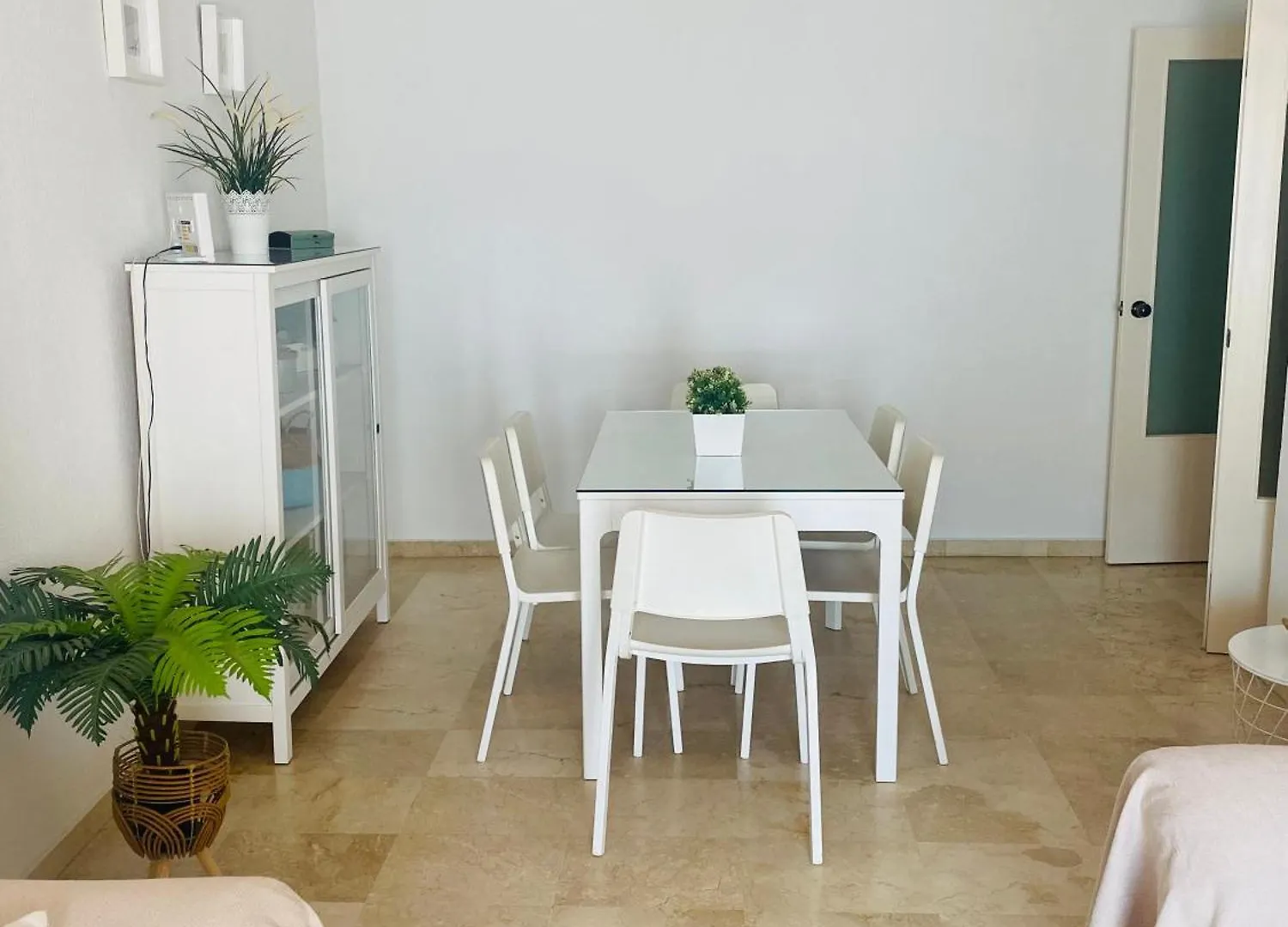 Espacioso Apartamento En Barbate Con Wifi 0*,  España